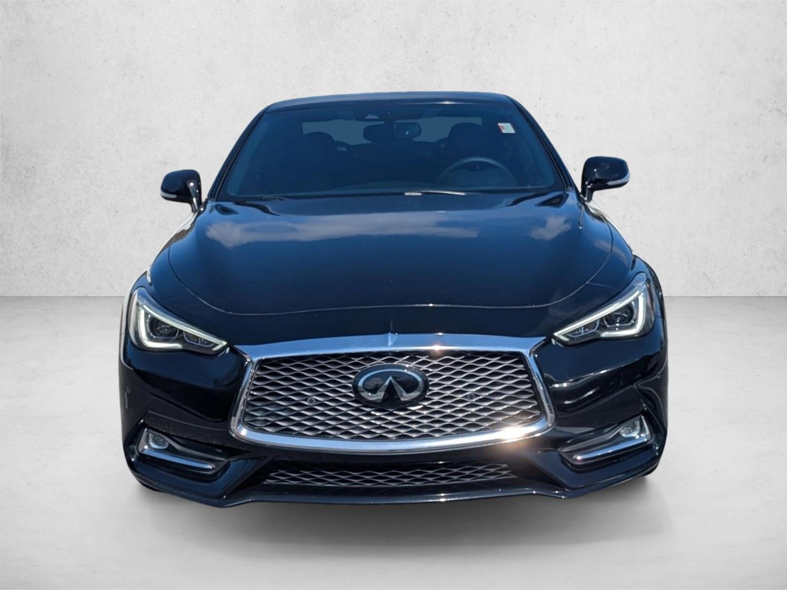 2022 INFINITI Q60 LUXE RWD