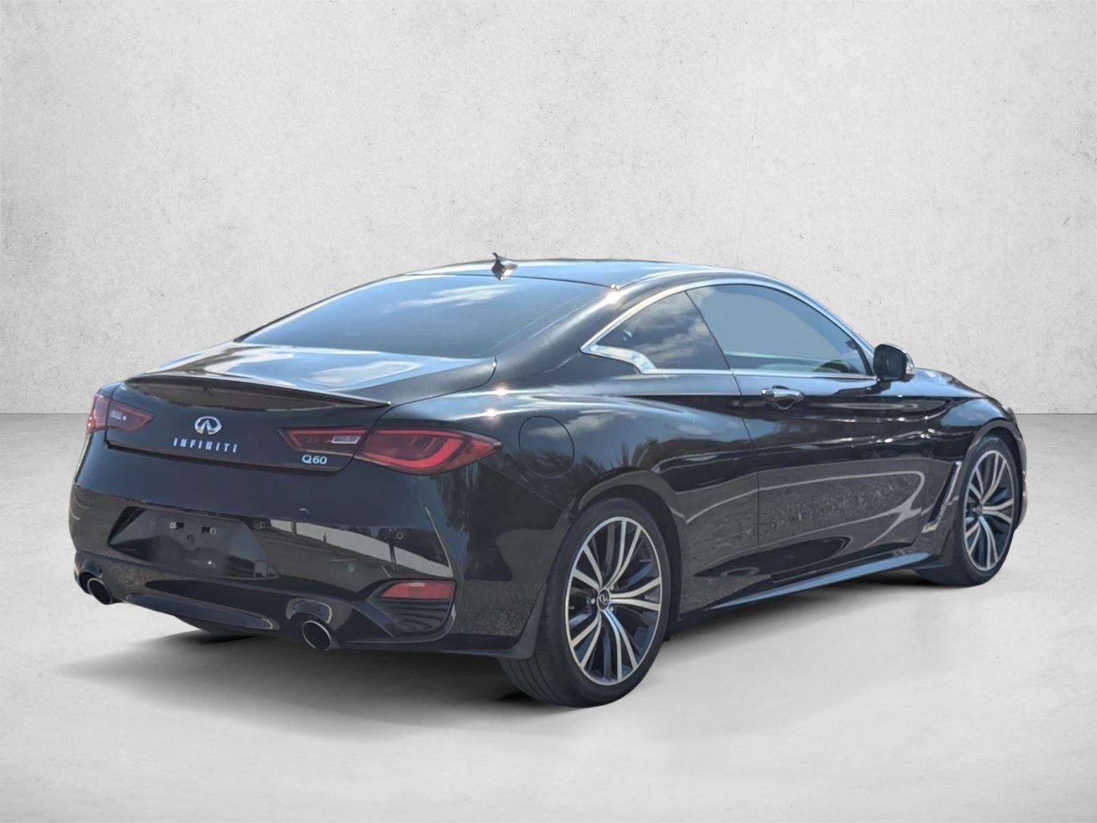 2022 INFINITI Q60 LUXE RWD