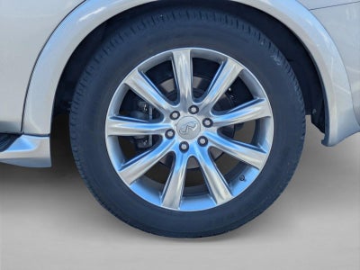 2014 INFINITI QX80 2WD 4dr