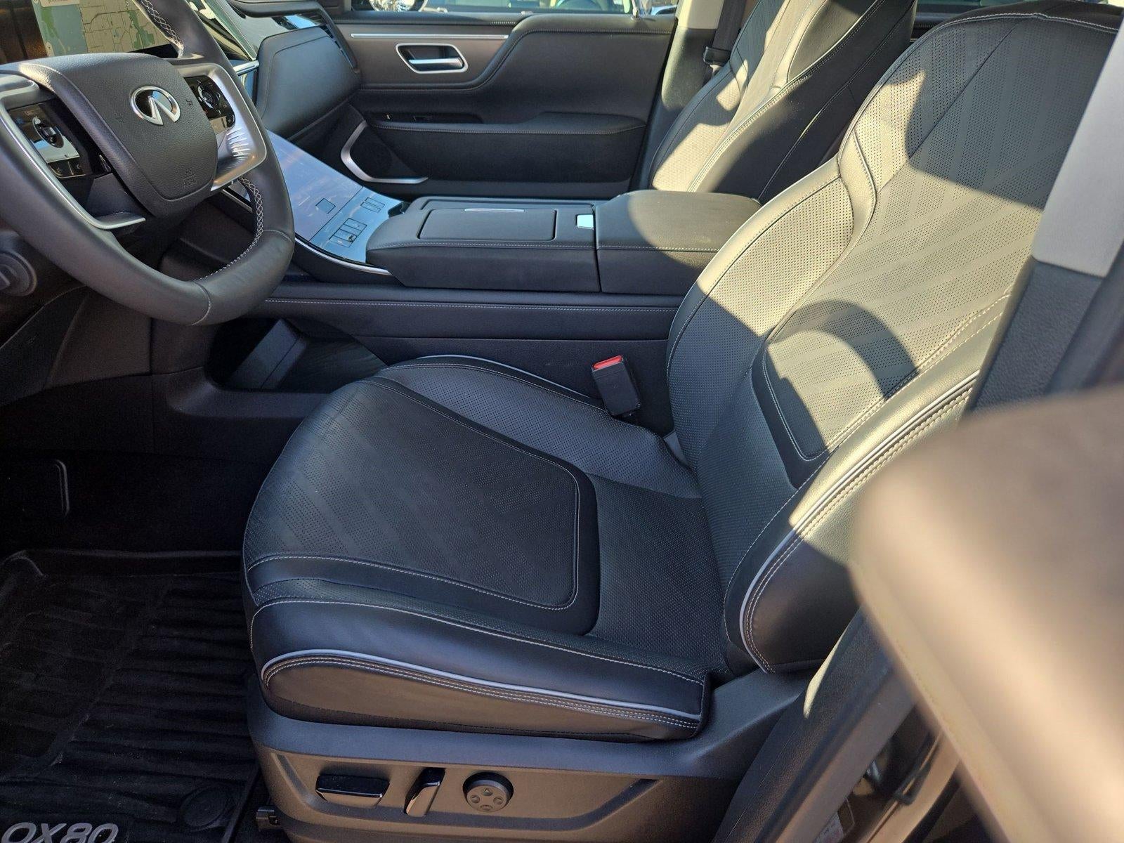 2025 INFINITI QX80 LUXE RWD