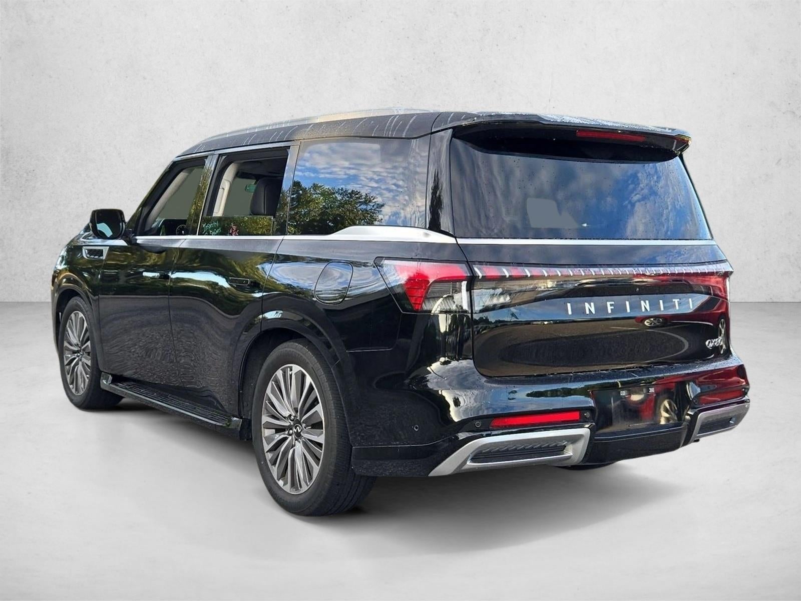 2025 INFINITI QX80 LUXE RWD