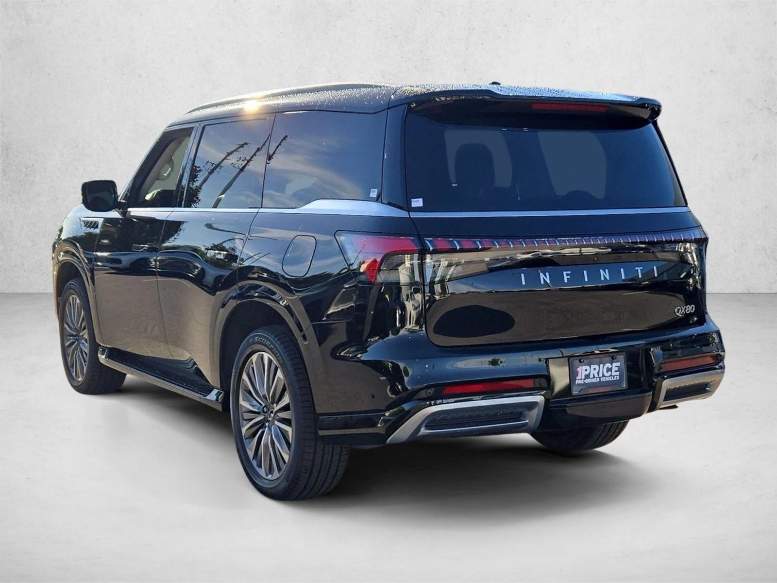 2025 INFINITI QX80 LUXE RWD