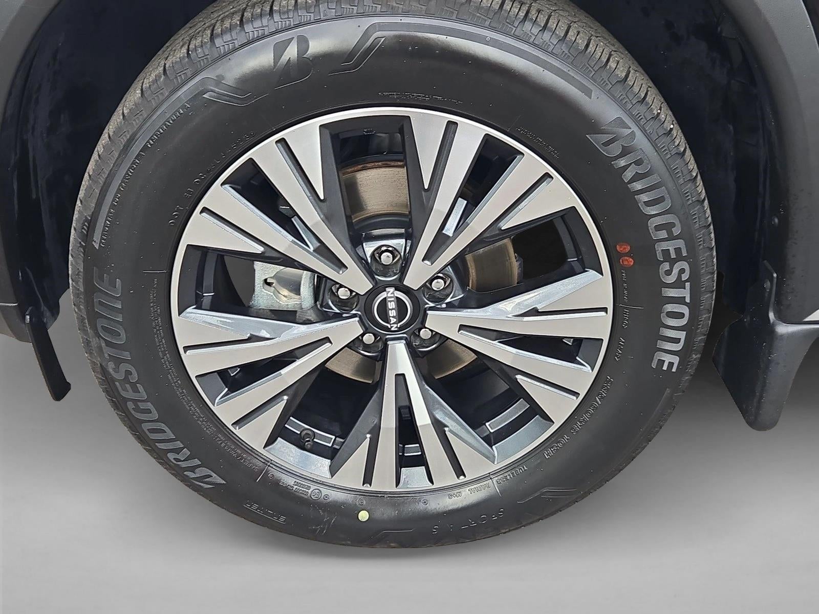 2023 Nissan Rogue FWD SV