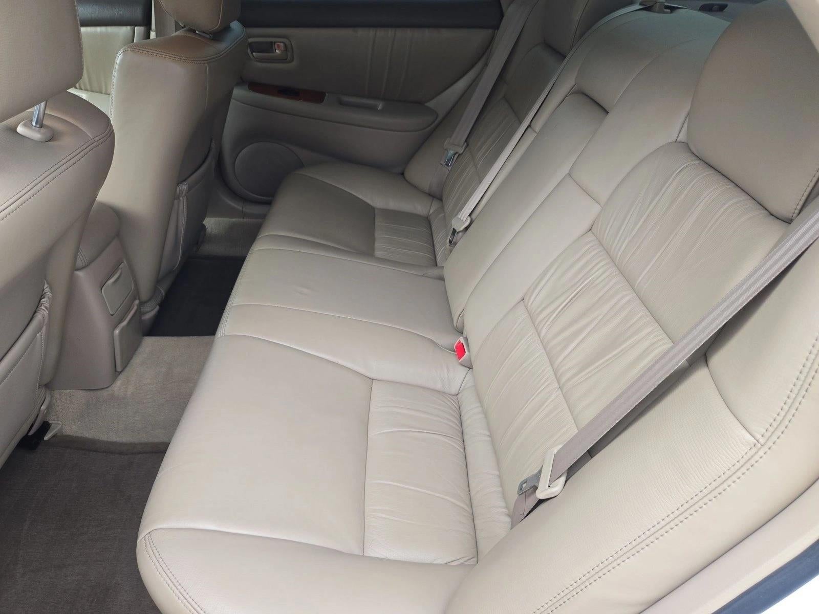 2000 Lexus ES 300 