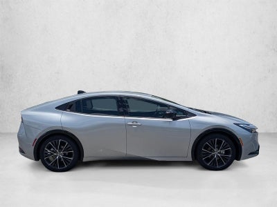2026 Toyota Prius XLE (Natl)