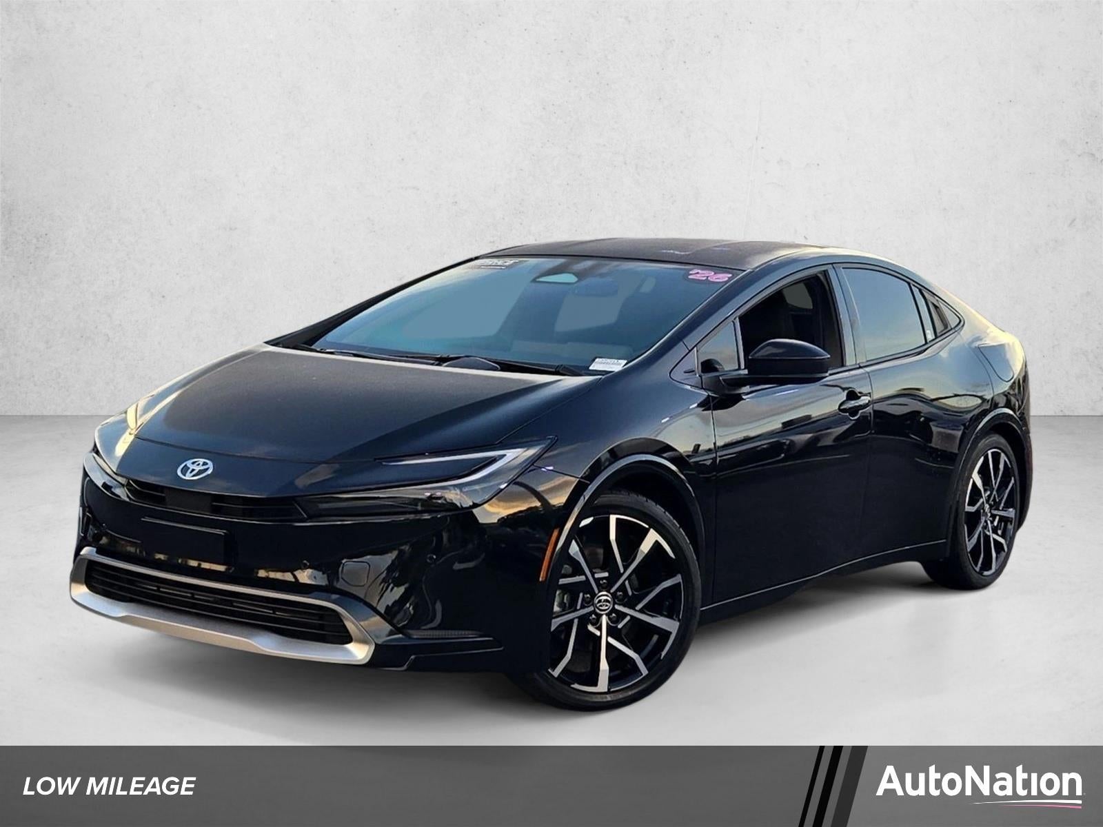 2026 Toyota Prius Plug-In Hybrid XSE (Natl)