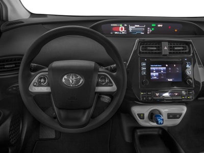 2017 Toyota Prius Three (Natl)