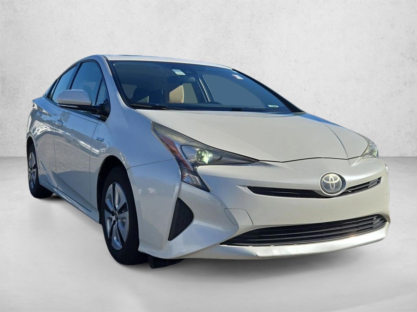 2016 Toyota Prius 5dr HB Three (Natl)