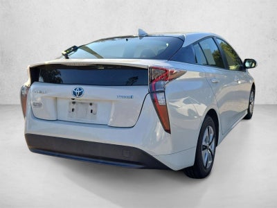 2016 Toyota Prius 5dr HB Three (Natl)