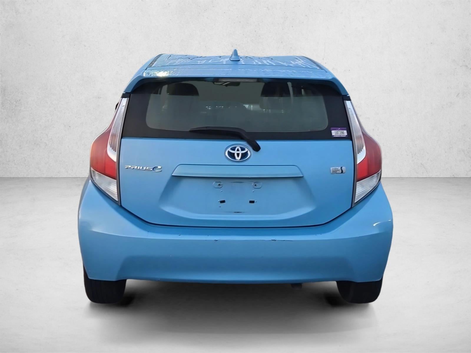 2015 Toyota Prius c 5dr HB Two (Natl)