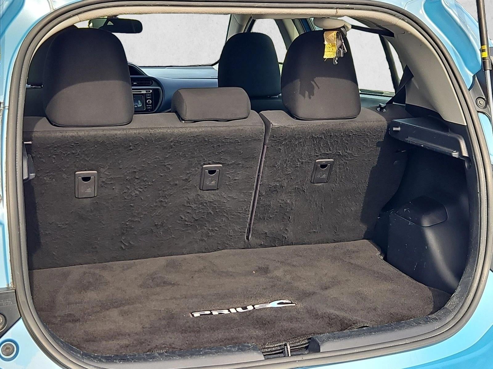 2015 Toyota Prius c 5dr HB Two (Natl)