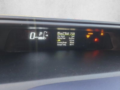 2015 Toyota Prius c 5dr HB Two (Natl)