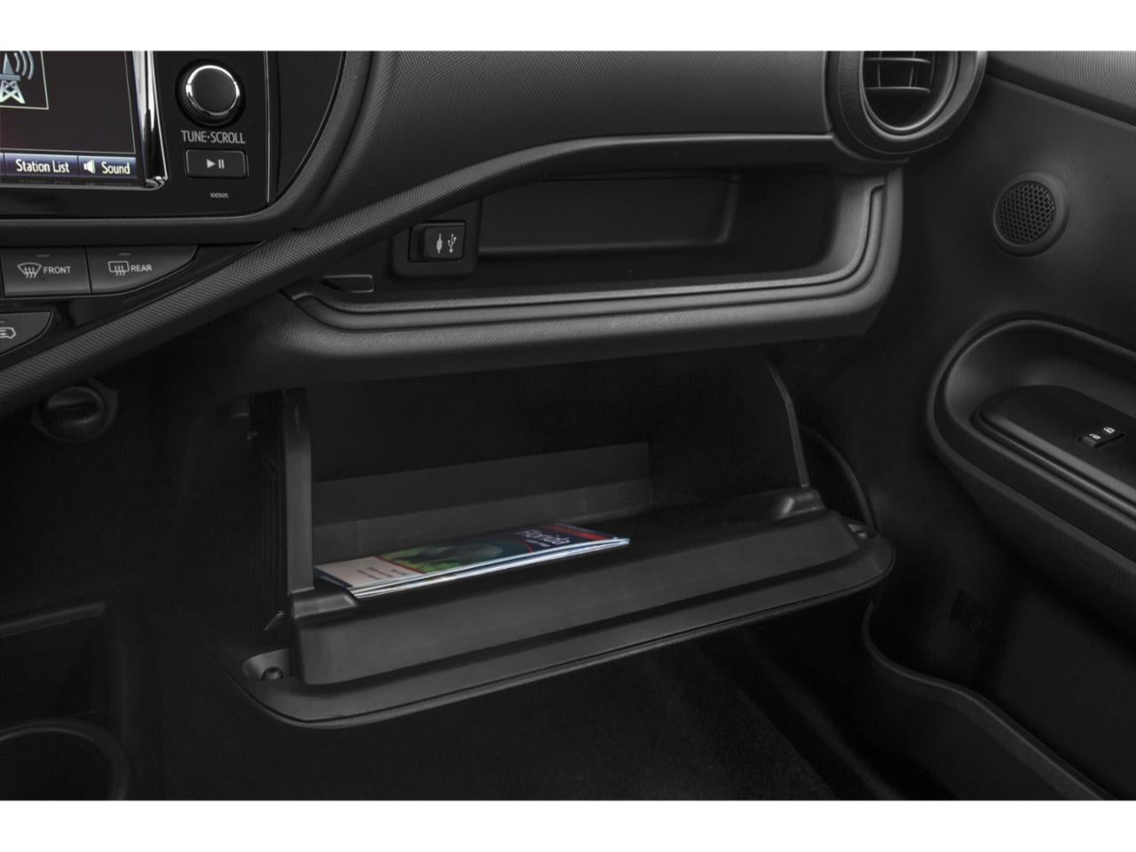 2015 Toyota Prius c 5dr HB Two (Natl)