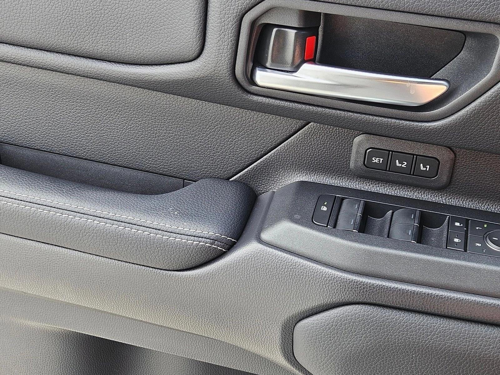 2025 Toyota Land Cruiser 4WD (GS)