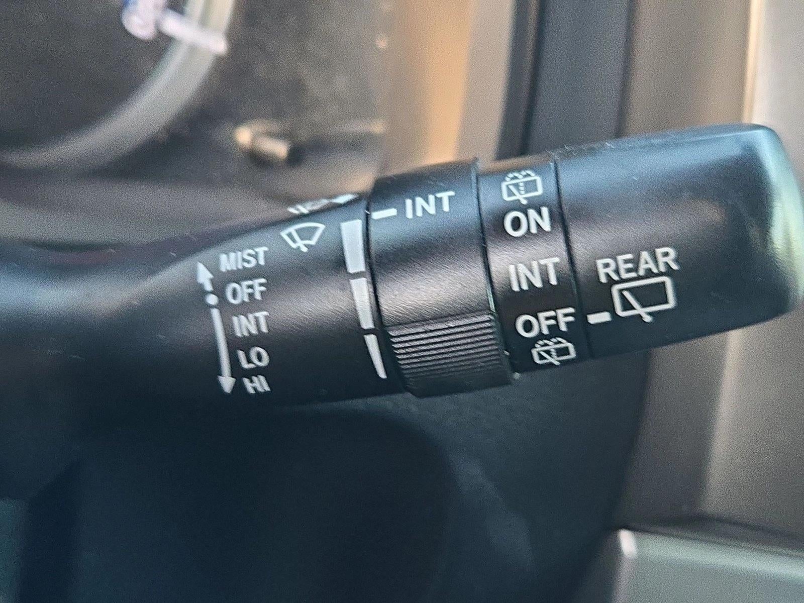 2017 Toyota 4Runner SR5 2WD (Natl)