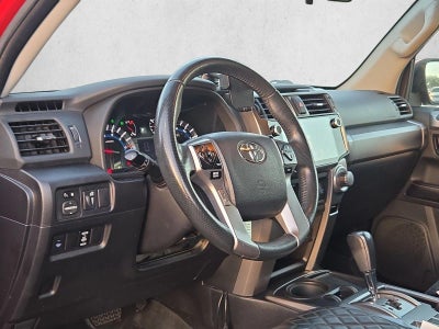 2017 Toyota 4Runner SR5 2WD (Natl)