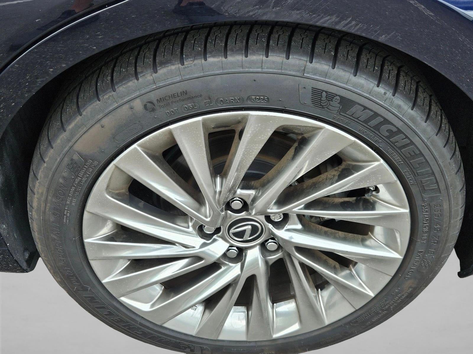 2019 Lexus ES 300h Luxury FWD