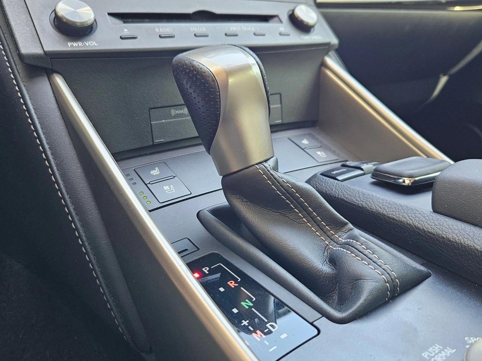 2016 Lexus IS Turbo 4dr Sdn