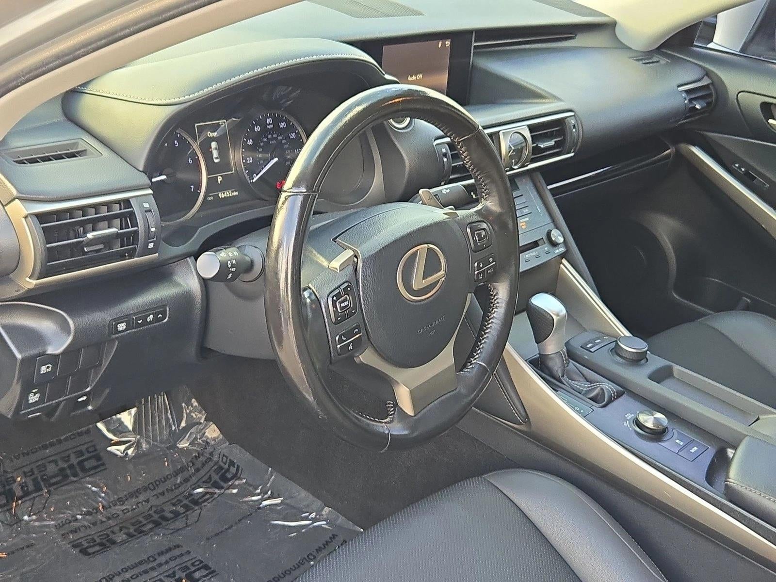 2019 Lexus IS 300 RWD