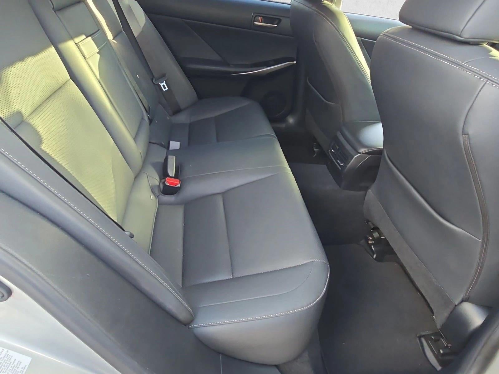 2019 Lexus IS 300 RWD