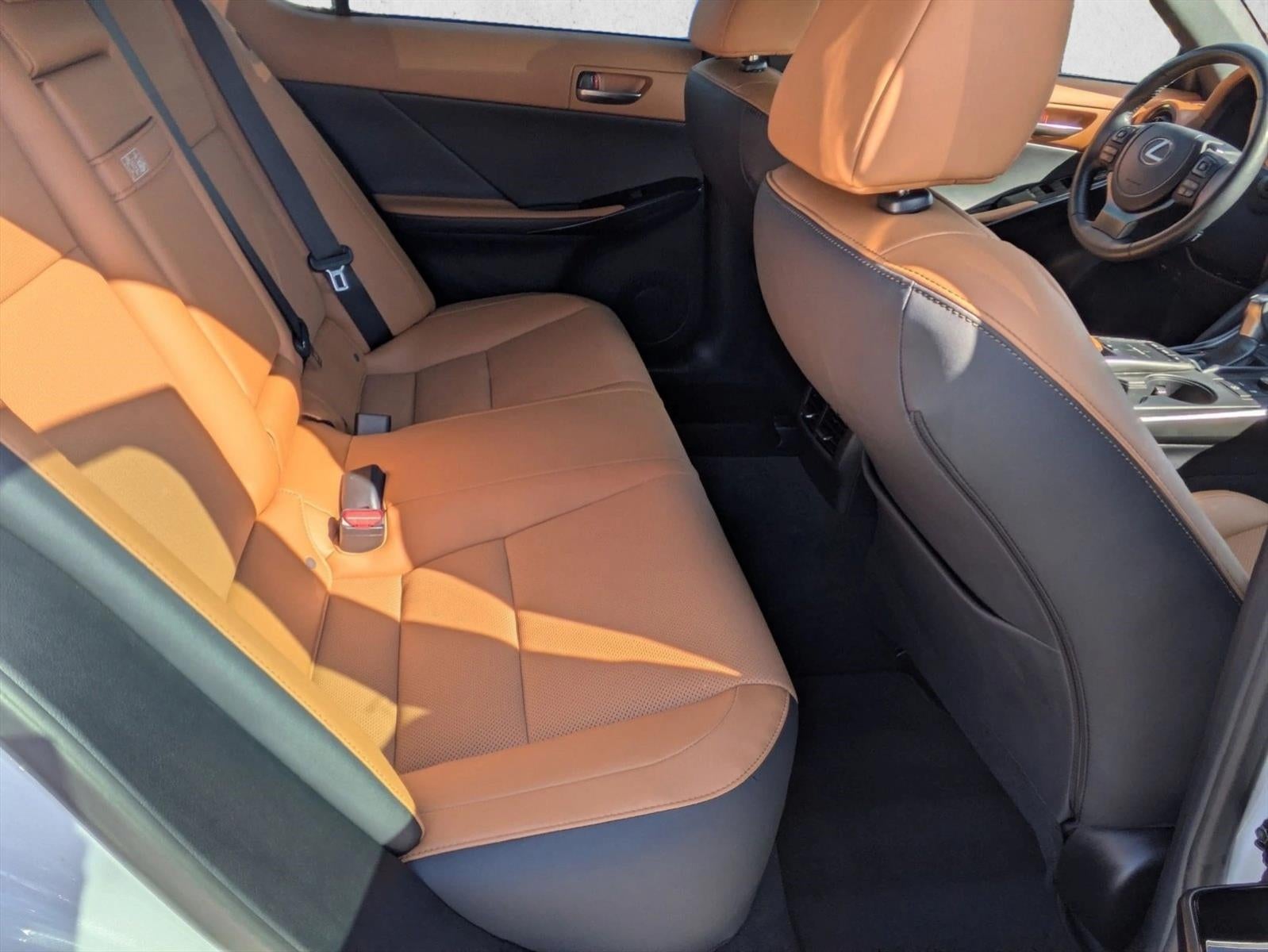 2025 Lexus IS 350 F SPORT Design RWD