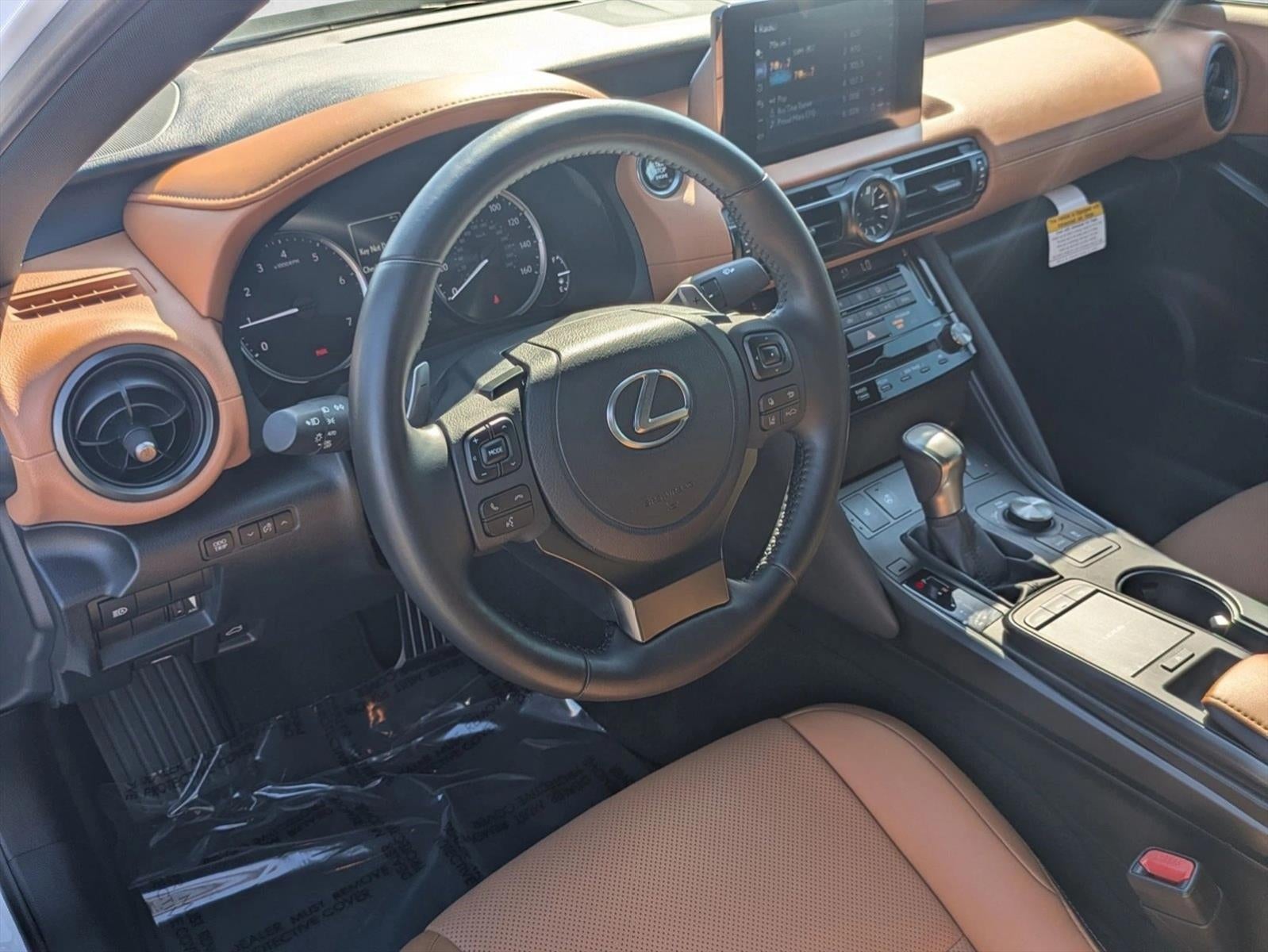 2025 Lexus IS 350 F SPORT Design RWD