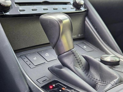 2025 Lexus IS 350 F SPORT Design RWD
