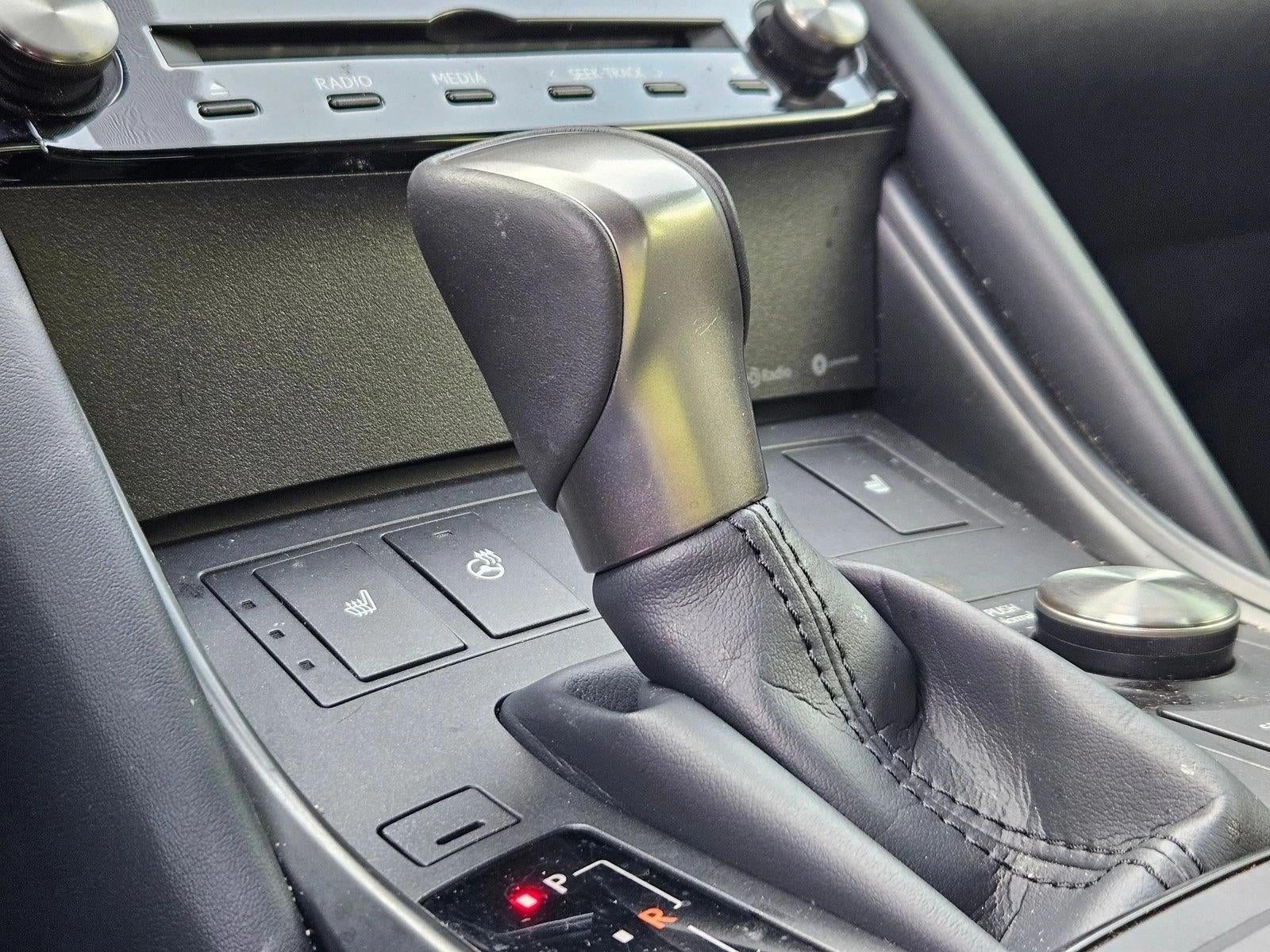 2025 Lexus IS 350 F SPORT Design RWD