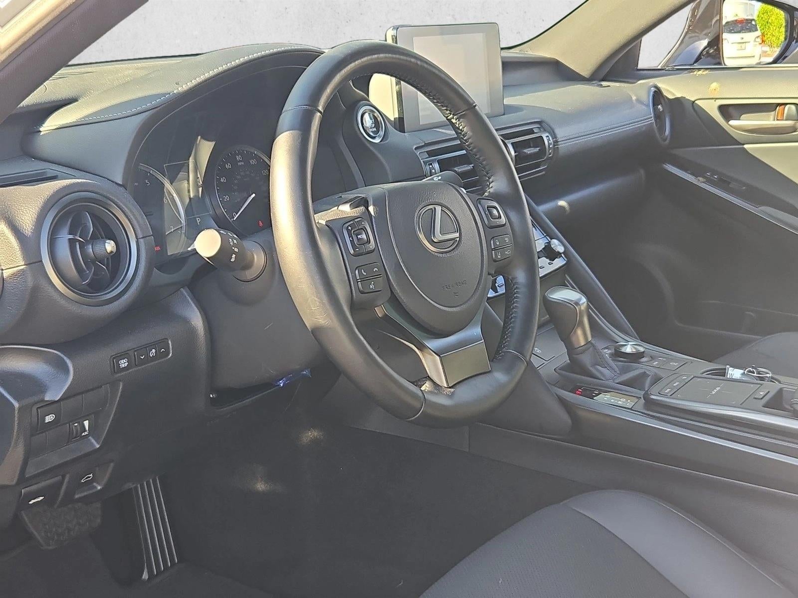 2025 Lexus IS 350 F SPORT Design RWD