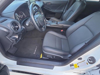 2025 Lexus IS 350 F SPORT Design RWD