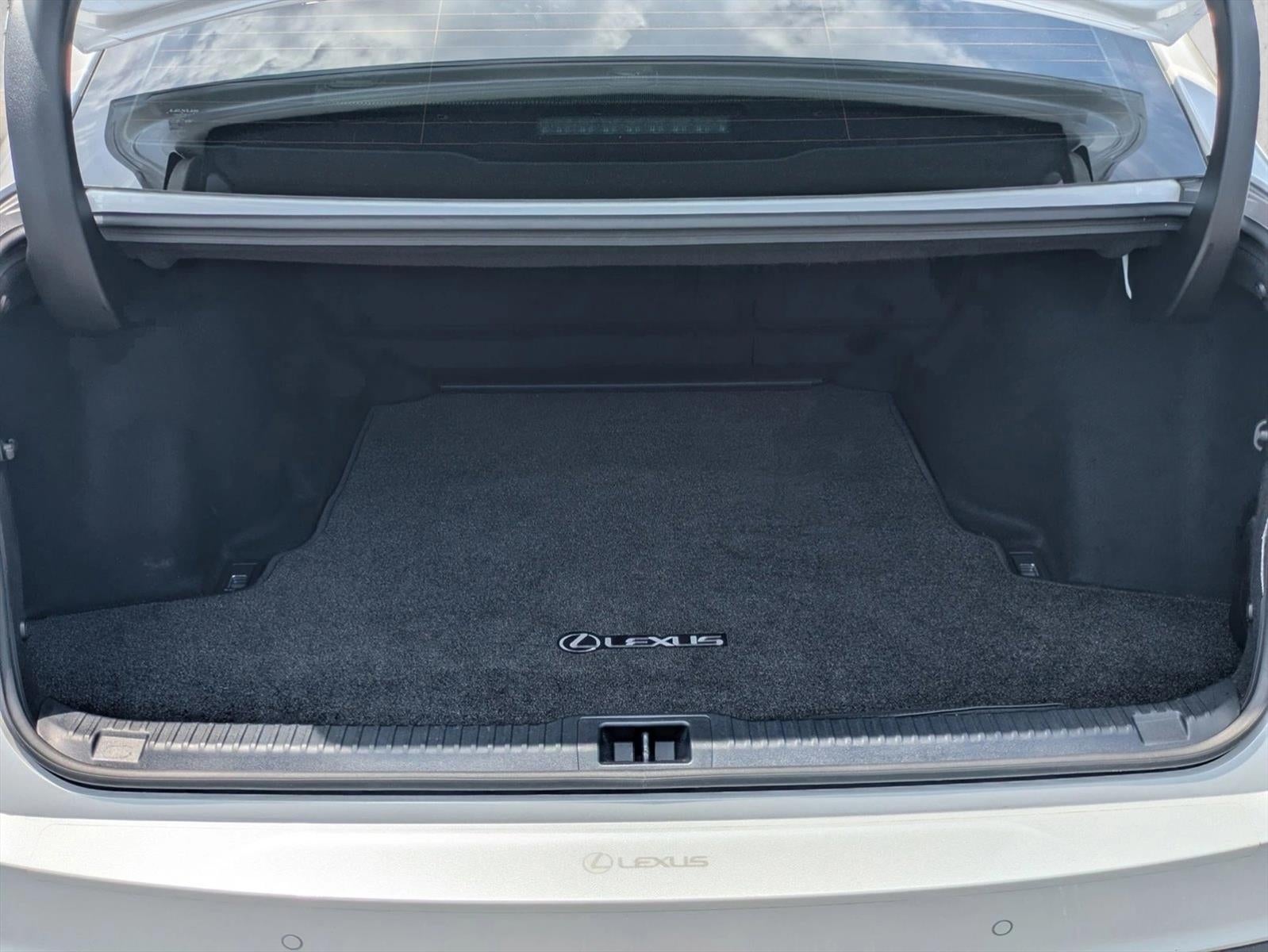 2024 Lexus IS 300 RWD