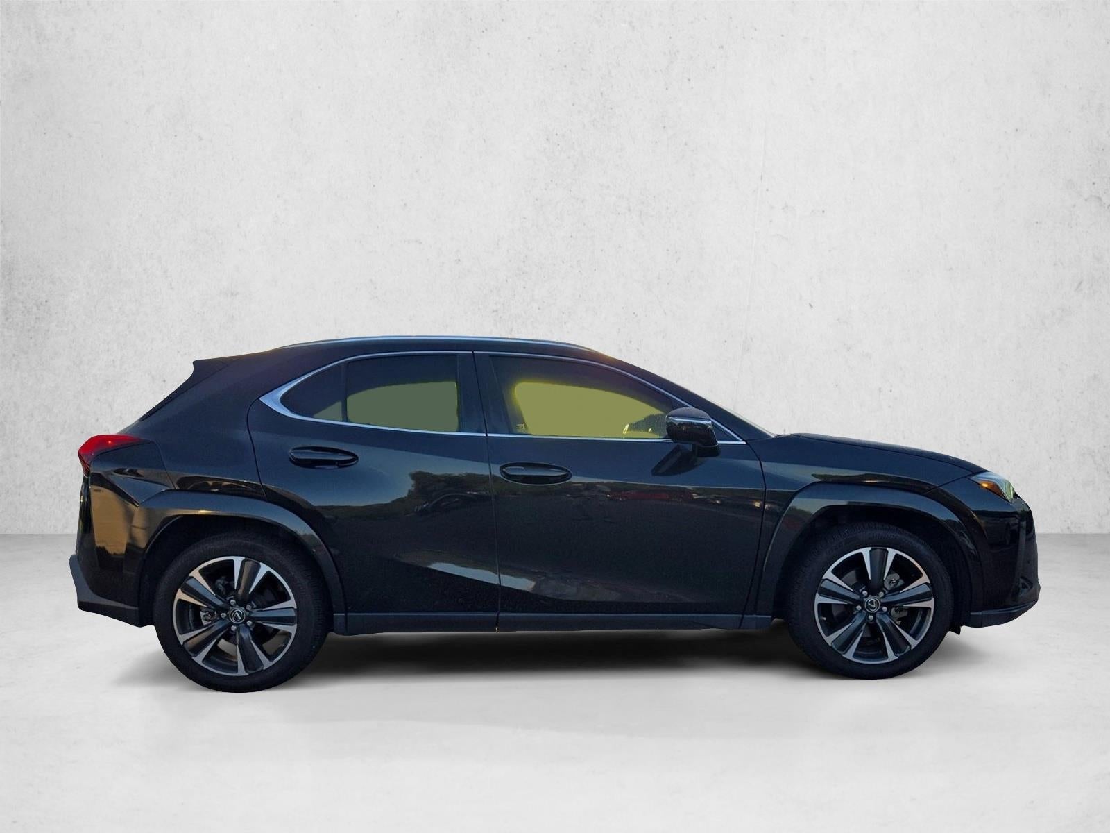 2022 Lexus UX 200 FWD