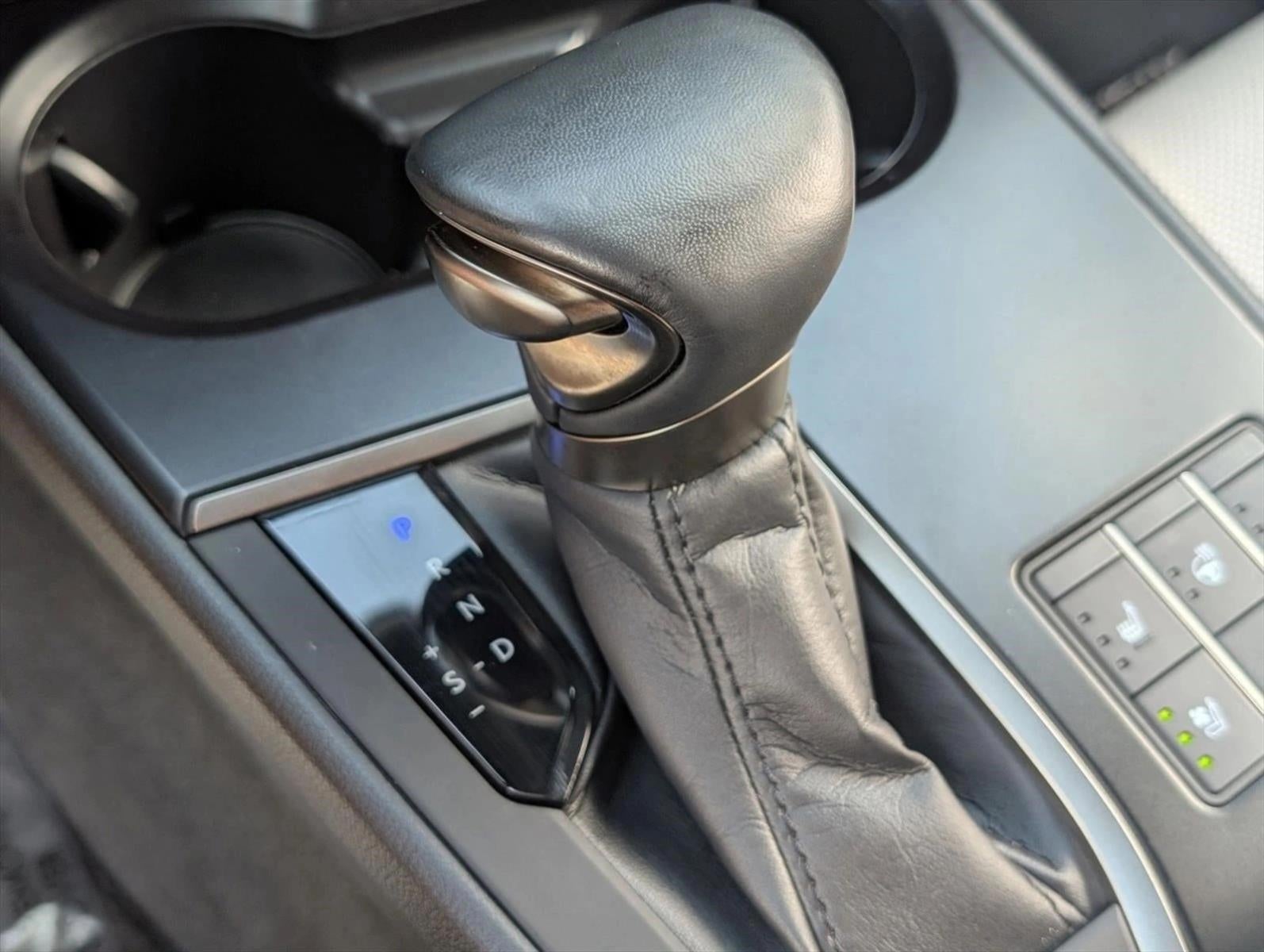 2024 Lexus UX 250h Premium FWD