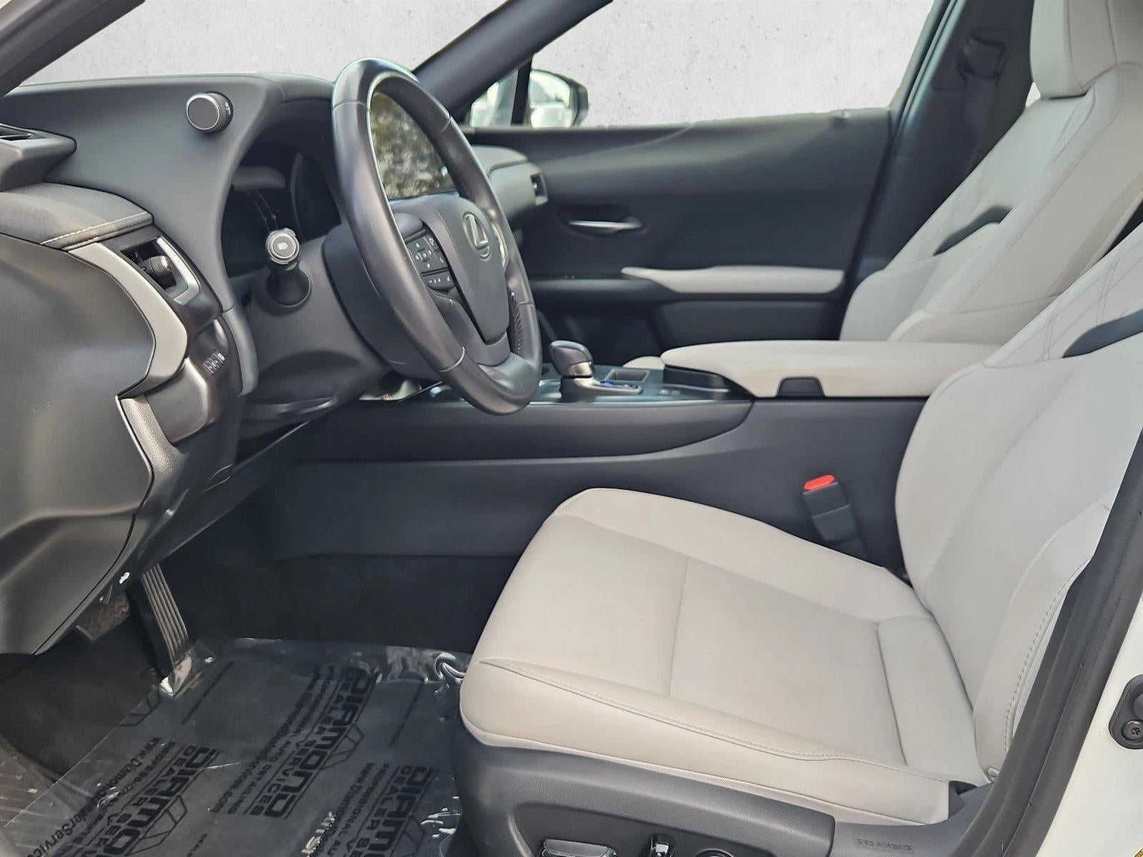2025 Lexus UX 300h AWD