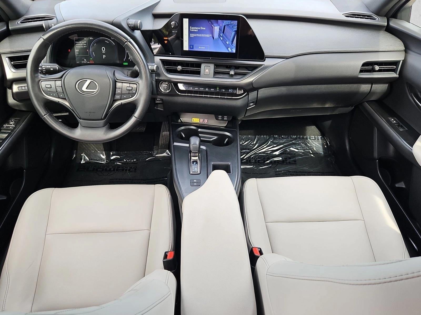 2025 Lexus UX 300h AWD