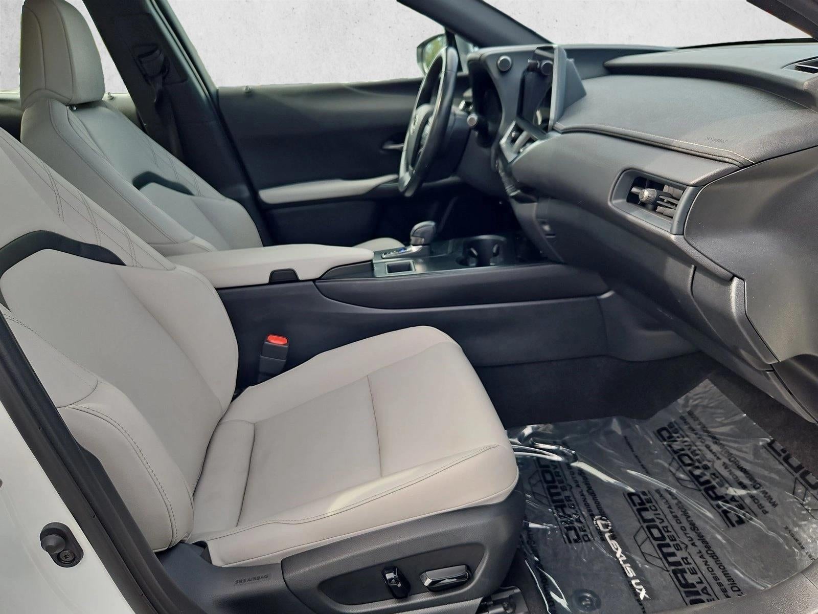 2025 Lexus UX 300h AWD