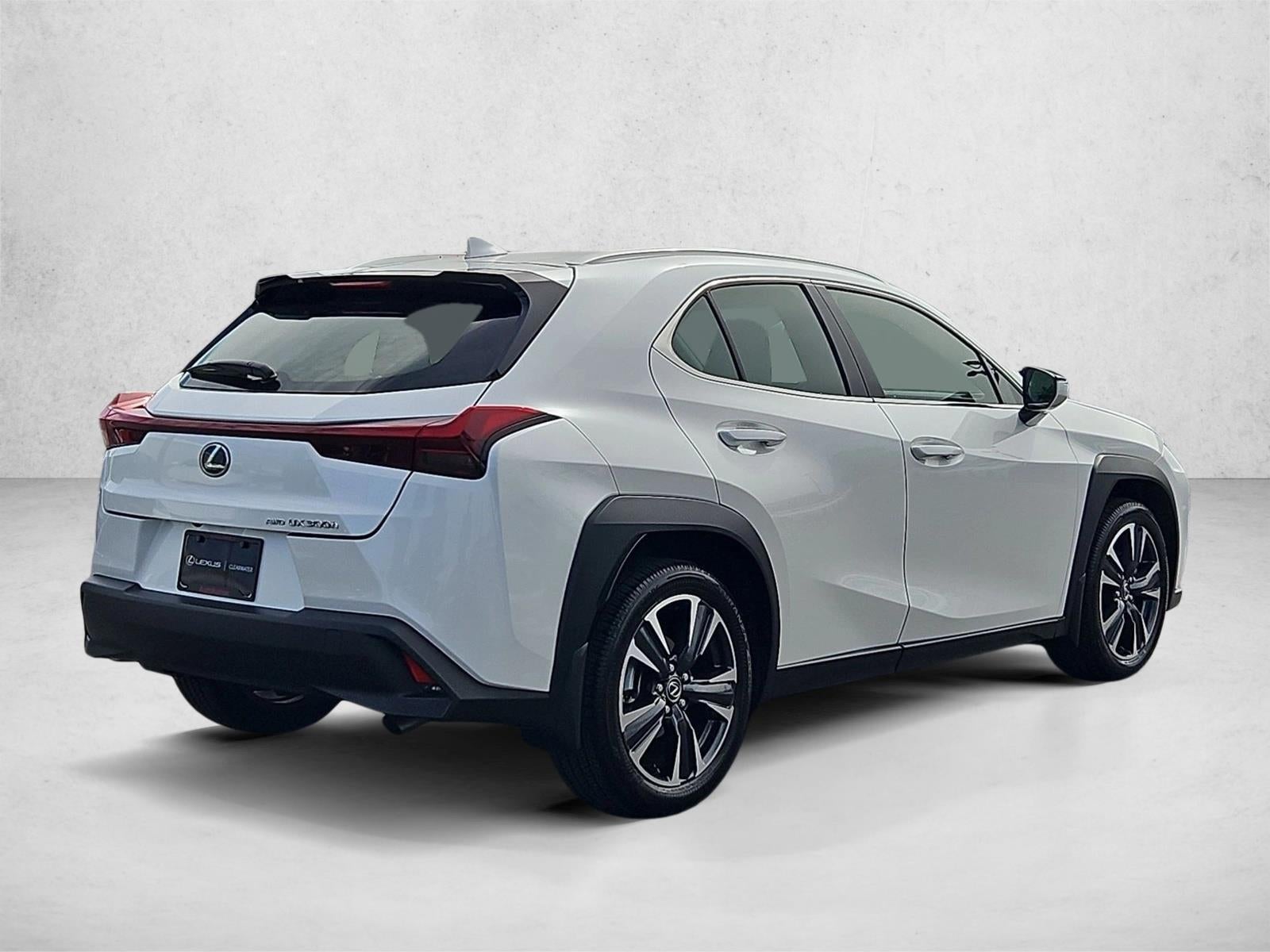 2025 Lexus UX 300h AWD