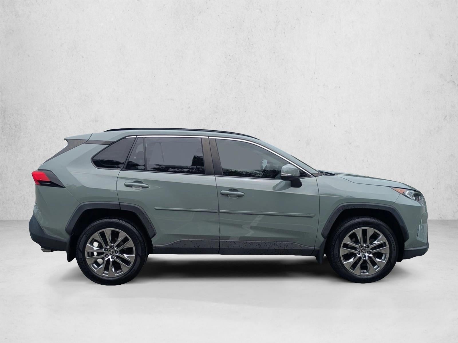 2020 Toyota RAV4 XLE Premium AWD (Natl)