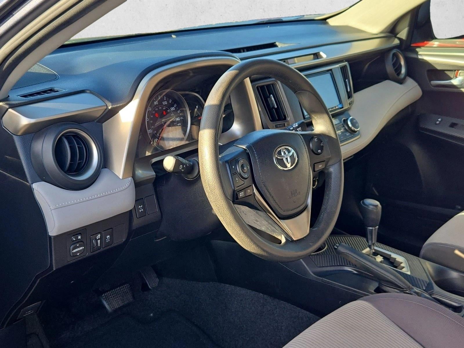 2014 Toyota RAV4 AWD 4dr XLE (Natl)