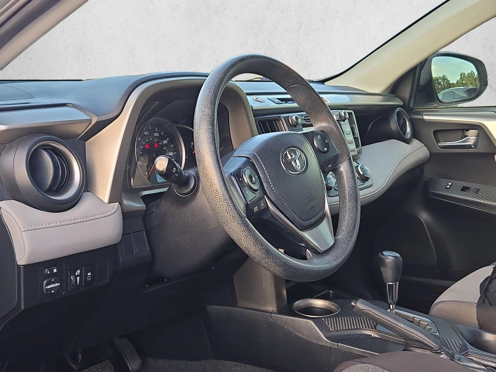 2015 Toyota RAV4 FWD 4dr XLE (GS)