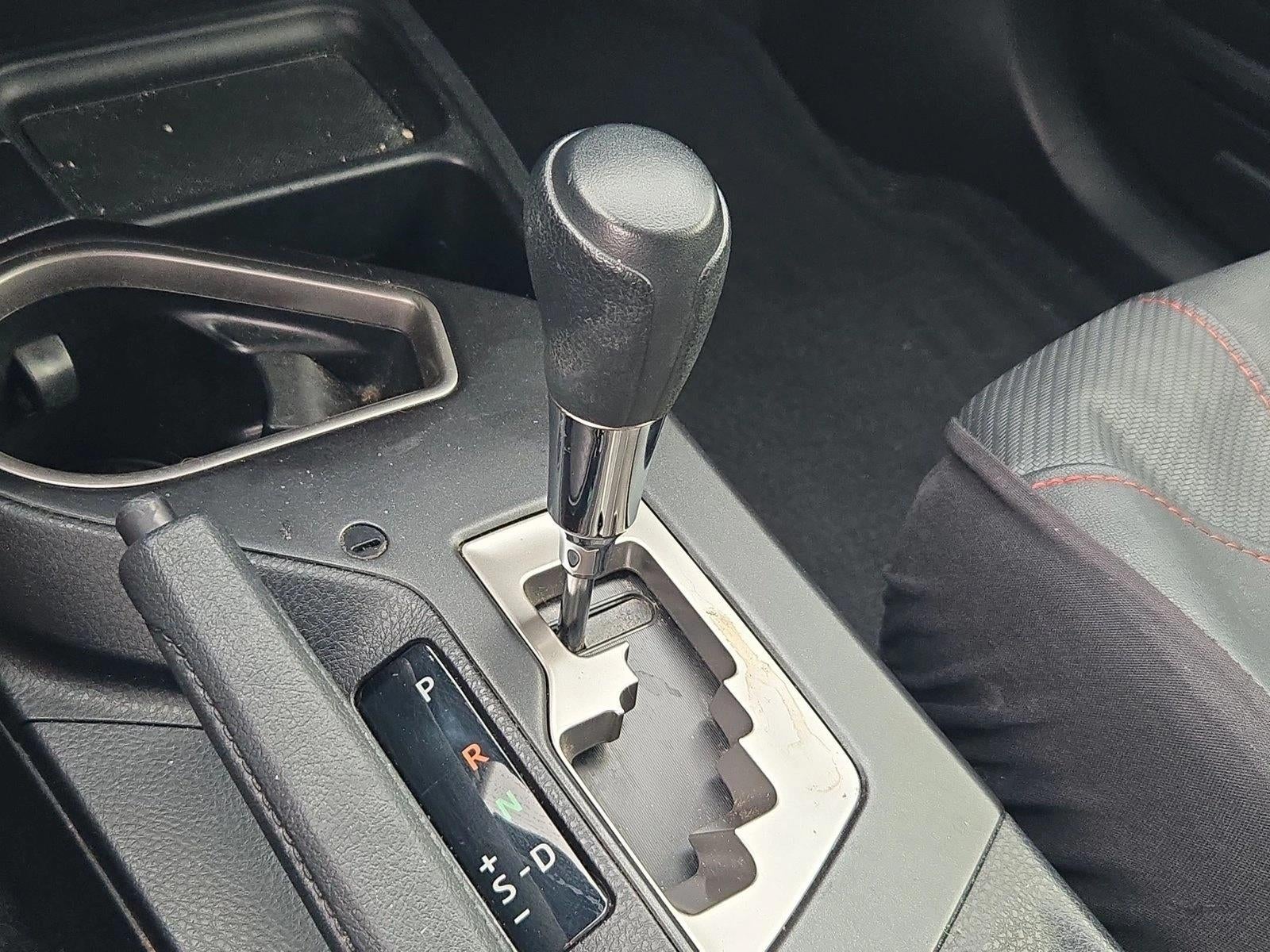 2018 Toyota RAV4 XLE FWD (GS)