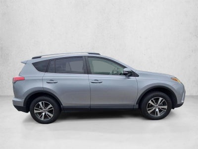 2018 Toyota RAV4 XLE FWD (GS)