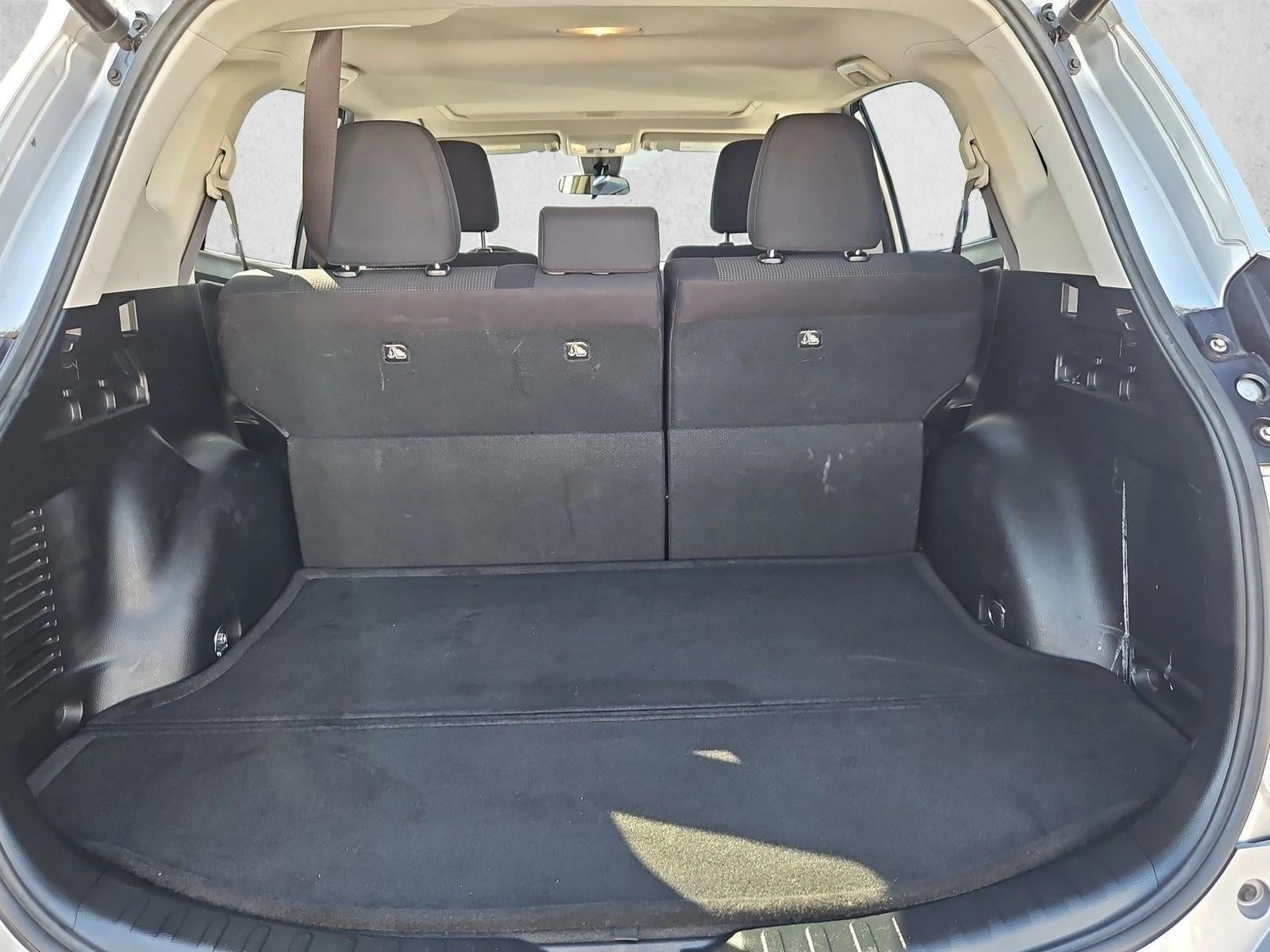 2018 Toyota RAV4 XLE FWD (GS)