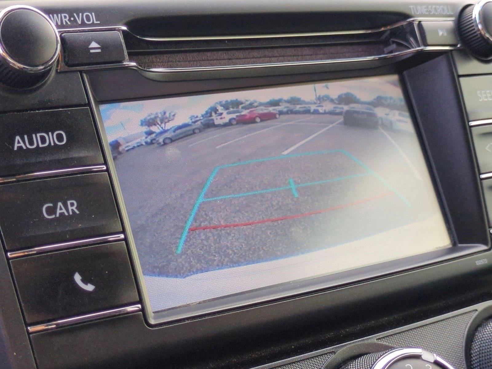 2017 Toyota RAV4 LE FWD (GS)