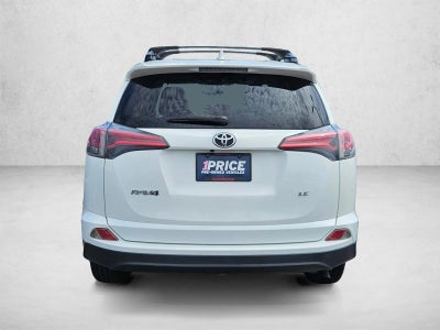 2017 Toyota RAV4 LE FWD (GS)