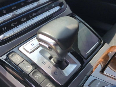 2018 Genesis G90 5.0L Ultimate RWD