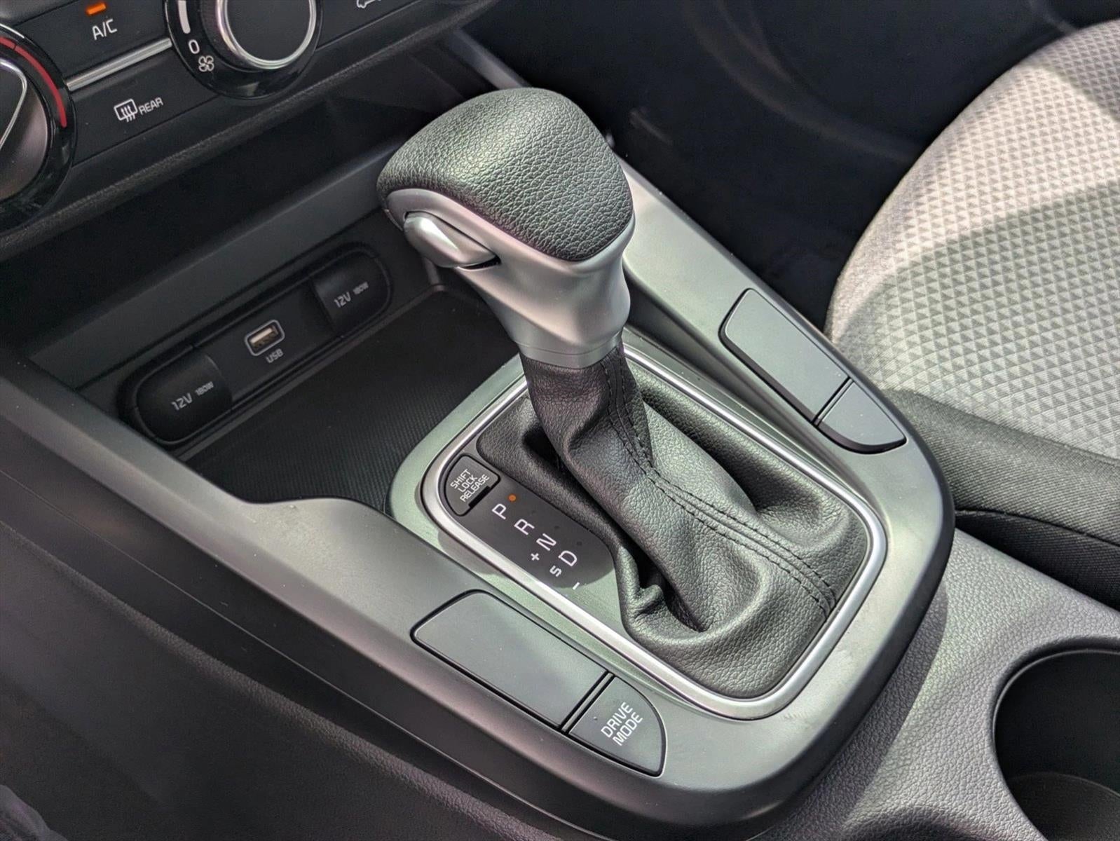 2024 Kia Soul LX IVT
