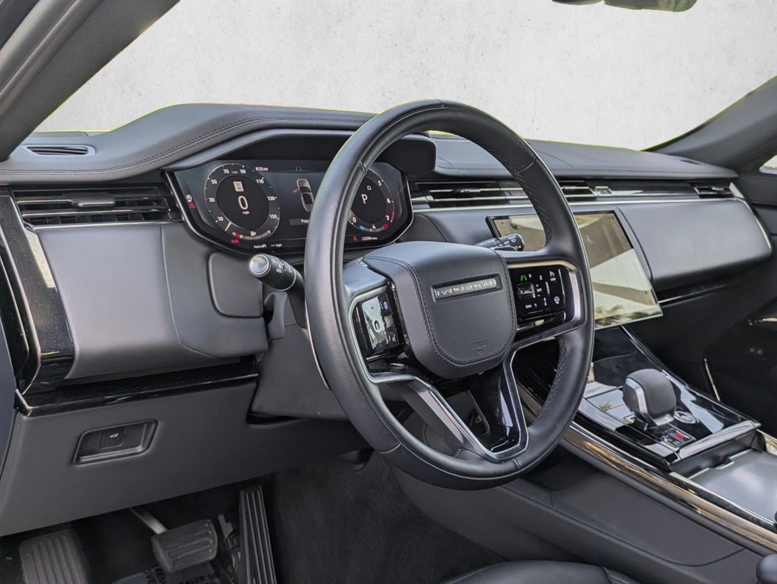 2025 Land Rover Range Rover Sport P360 SE