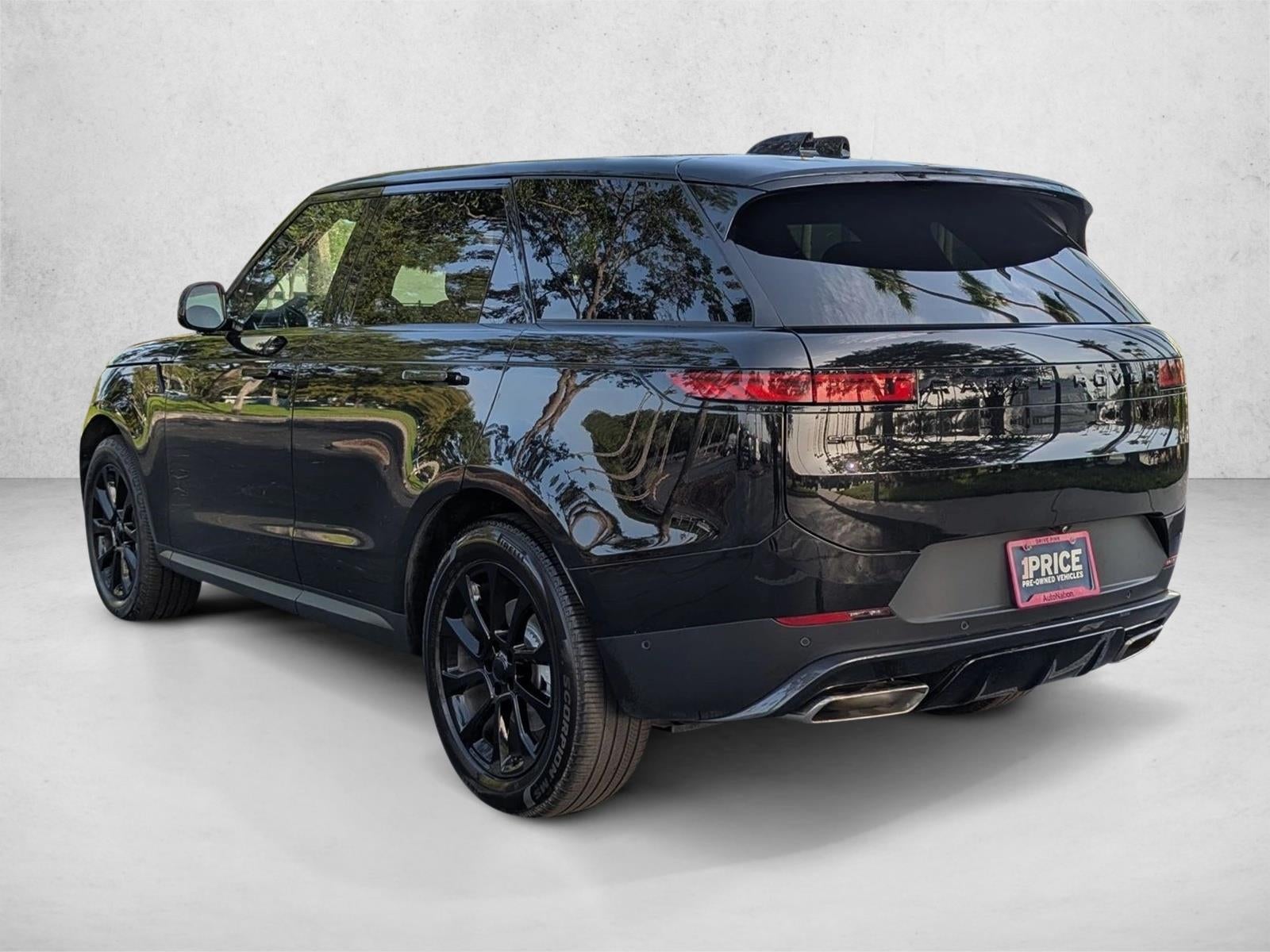 2025 Land Rover Range Rover Sport P360 SE