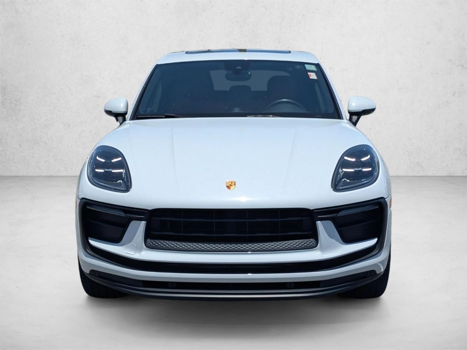 2022 Porsche Macan AWD